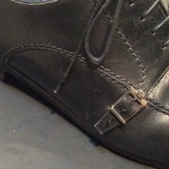 Louis Vuitton - Picture 5 of 5